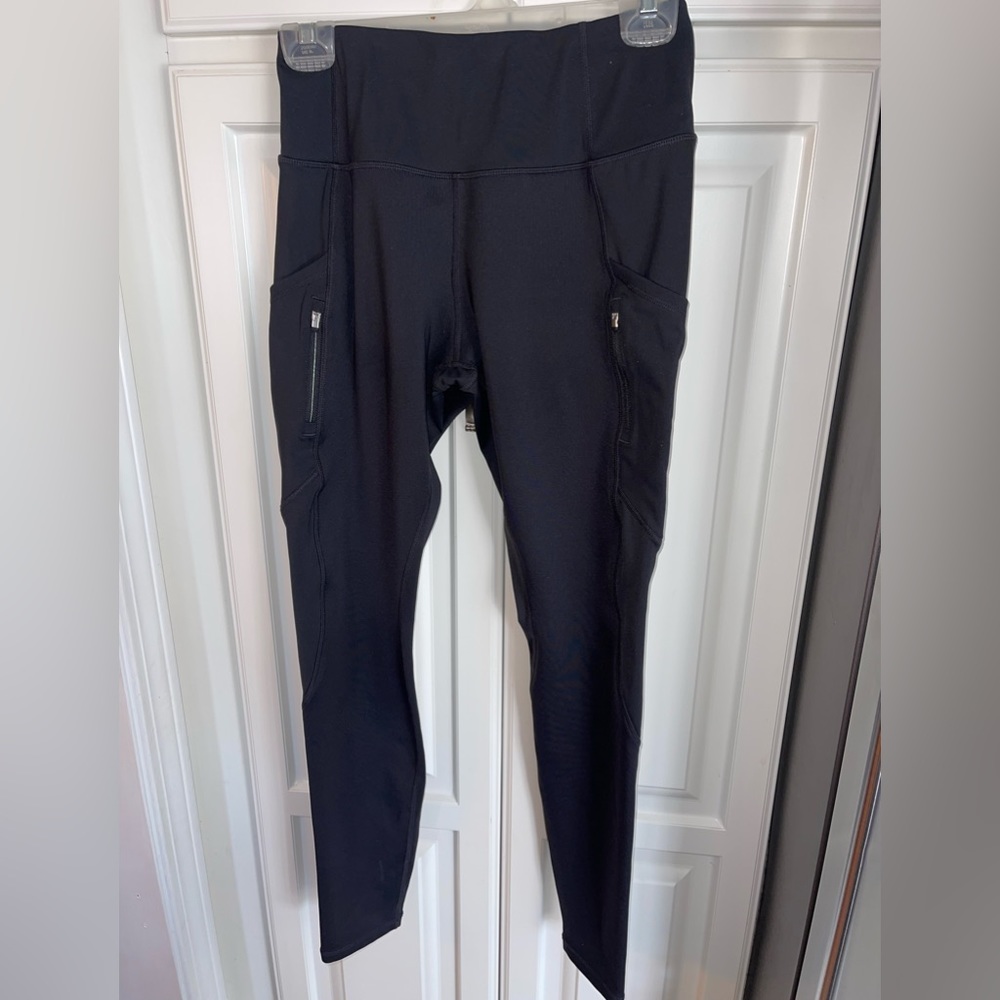 Athleta Womens Black High Traverse Leggings Size‎ s Zip Pockets Thick Workout